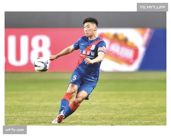 荷甲外援中卫加盟申花传闻被辟谣，朱辰杰留洋德甲多特消息待确认